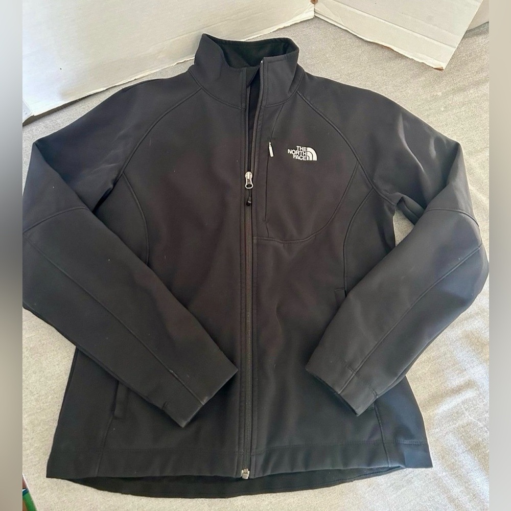 The North Face Women’s Black Performance Jacket Size Medium